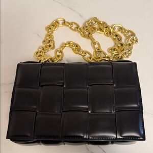 Elegant Black Quilted Bag with Gold Chain